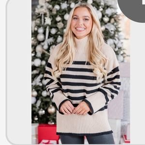 pink lily xs sweater  nwot